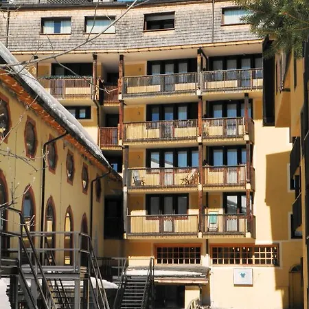 R.t.a. Des Alpes 2 Lejlighedshotel